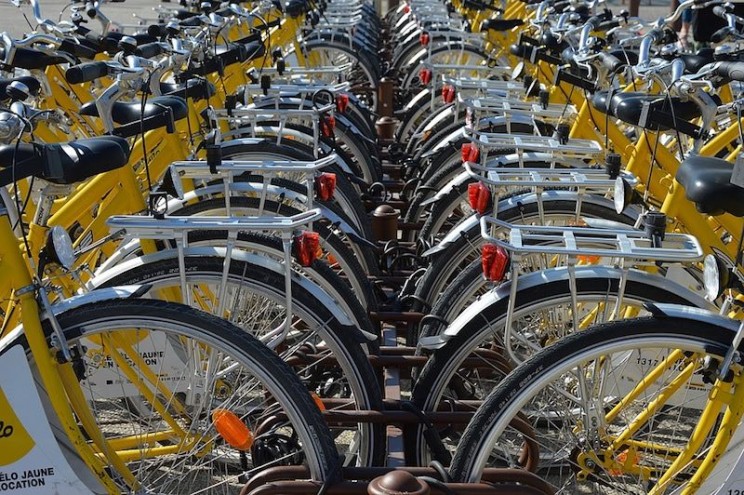 11 Easy Ways You Can Improve Your Workplace's Carbon Footprint 11 Easy Ways You Can Improve Your Workplace's Carbon Footprint