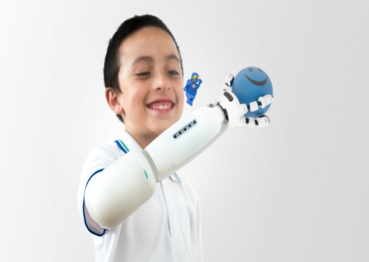 IKO - Kids Are Imagining Their Own LEGO Prosthetic