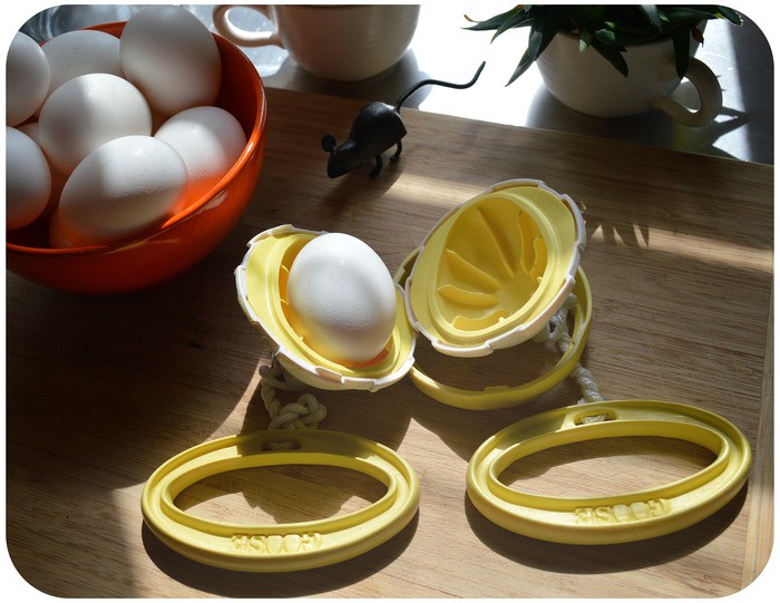 Golden Goose scrambles egg in its own shell