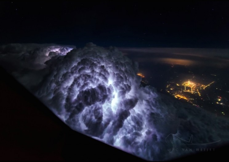 Fascinating Pictures of Storms and Skies