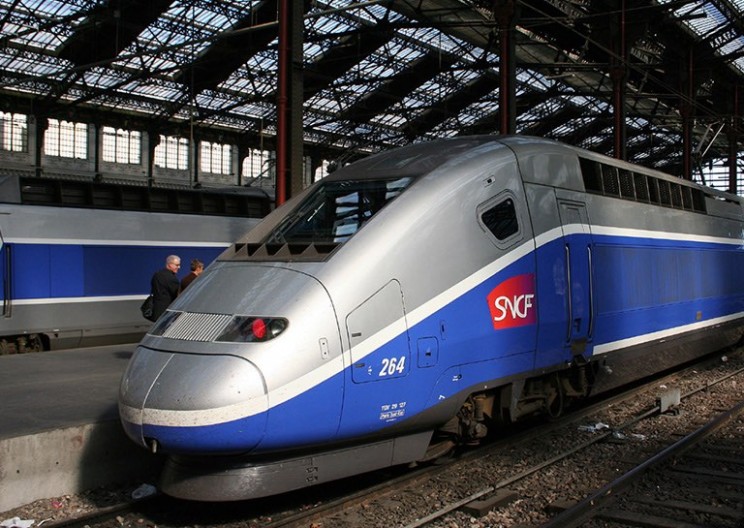 France Aims to Transport Passengers on Driverless High-Speed Trains by 2023