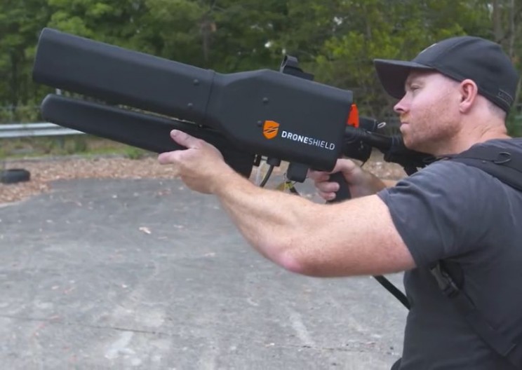 This Gun Takes Down Drones From a Mile Away