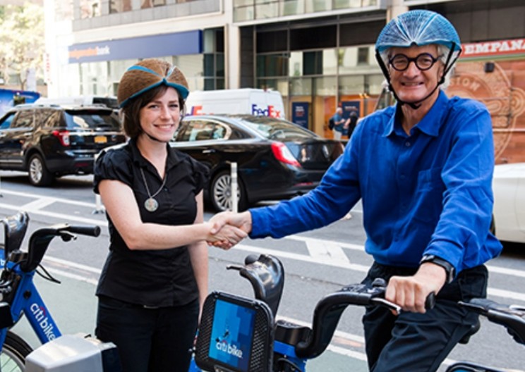 Cardboard Helmet Wins Major Design Award