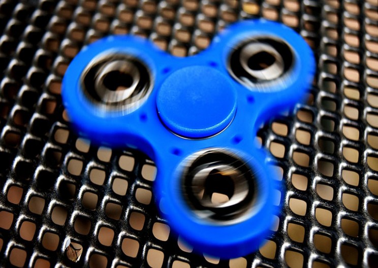 Russia Claims Fidget Spinners Are a Form of Hypnosis Used by Anti-Government Activists