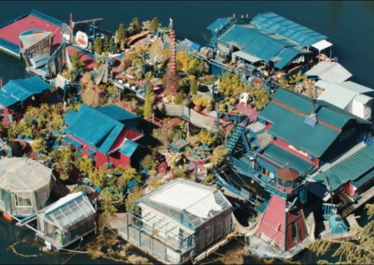 This Incredible Floating House Complex is Truly Off-The-Grid