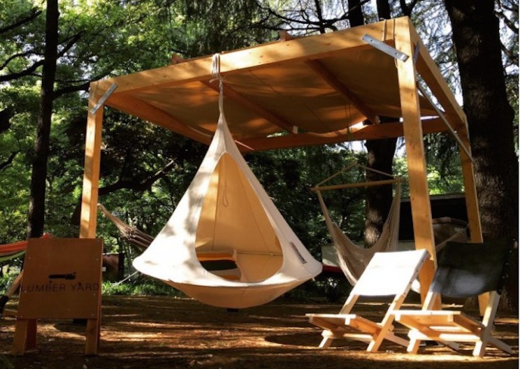 Cacoon Hanging Tent Lets You Relax Anywhere