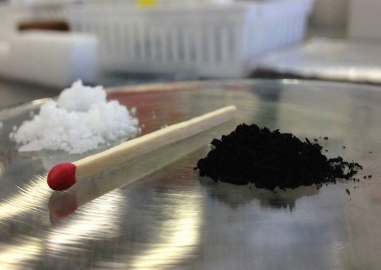 Mothballs Allow for Quantum Computing at Room Temperature