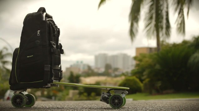 Movpak: The backpack with a foldout electric skateboard