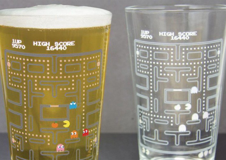 Color-changing Pac-Man Glasses are What Old-School Gamers Need