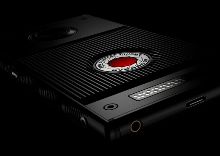 You Can Now Pre-Order World's First Holographic Smartphone
