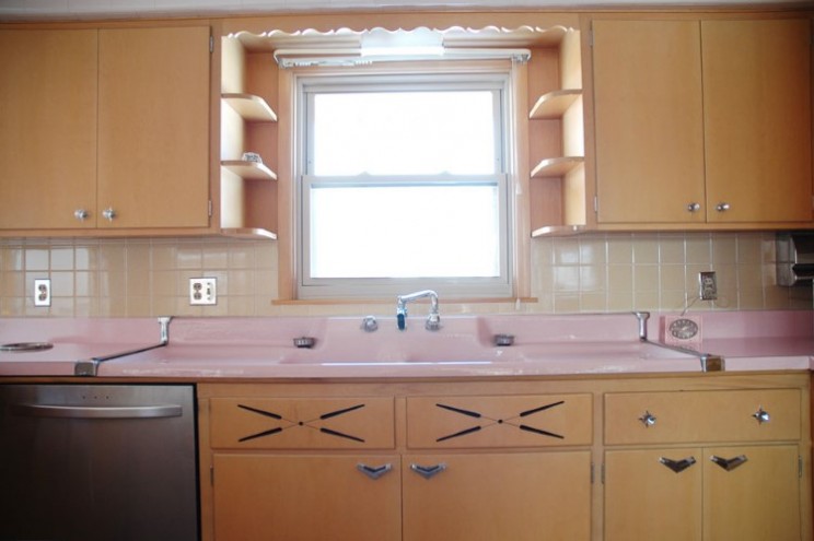 Retro 1956 kitchen remains untouched for 50 years