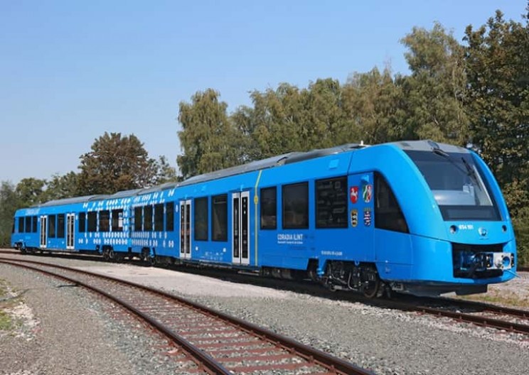 Germany Debuts Zero-Emissions Train that Releases Only Steam