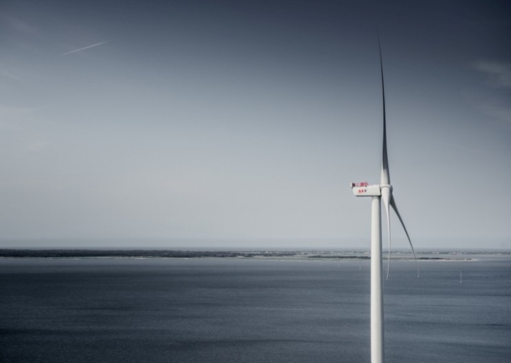 World's Most Powerful Wind Turbine Breaks 24 Hour Power Generation Record