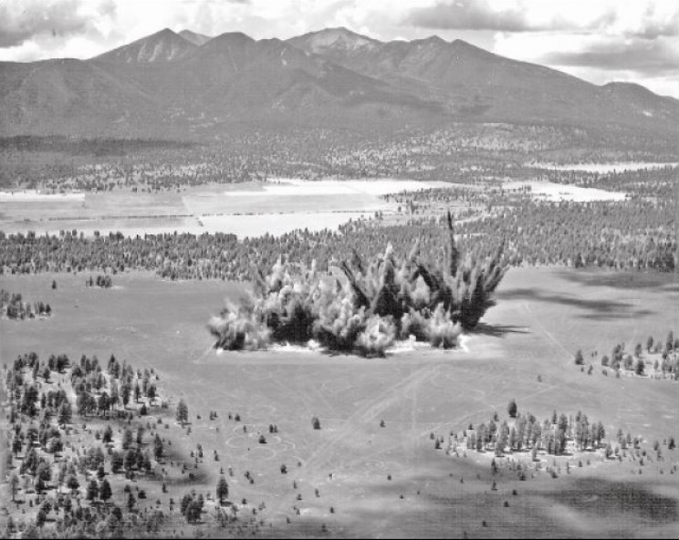 11 Facts About Moon-Like Apollo Training Ground, Cinder Lake Crater Field 11 Facts About Moon-Like Apollo Training Ground, Cinder Lake Crater Field