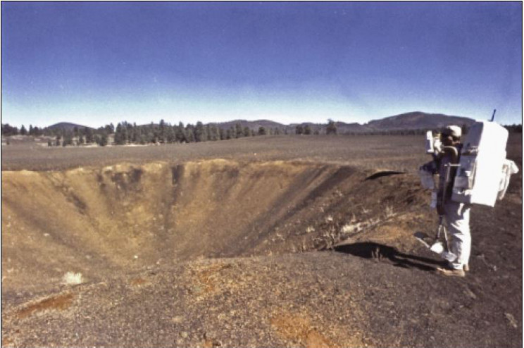 11 Facts About Moon-Like Apollo Training Ground, Cinder Lake Crater Field 11 Facts About Moon-Like Apollo Training Ground, Cinder Lake Crater Field