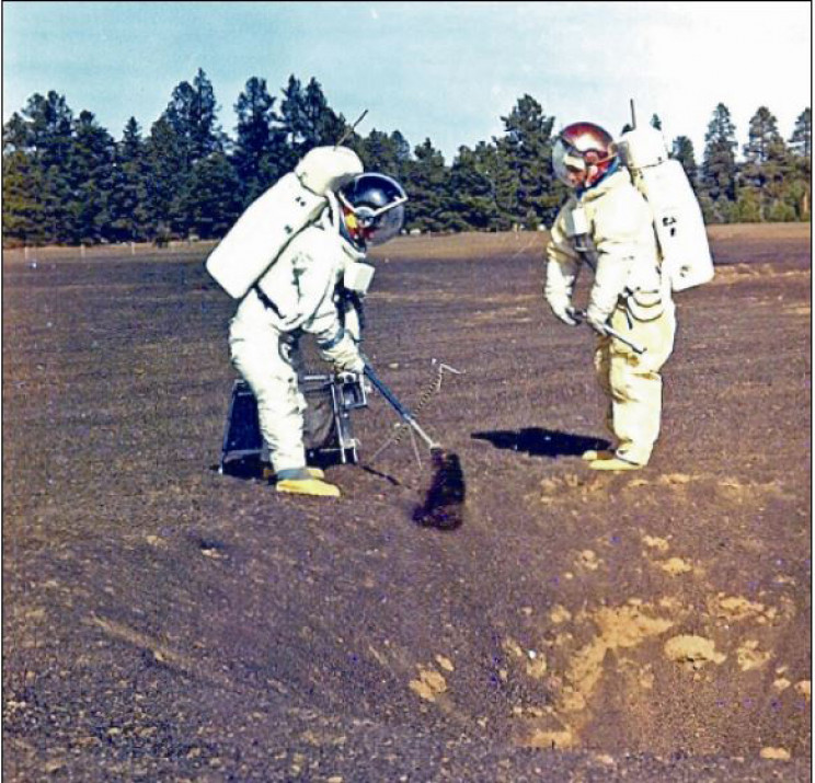 11 Facts About Moon-Like Apollo Training Ground, Cinder Lake Crater Field 11 Facts About Moon-Like Apollo Training Ground, Cinder Lake Crater Field