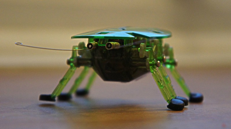 sci-fi weapons robo bugs