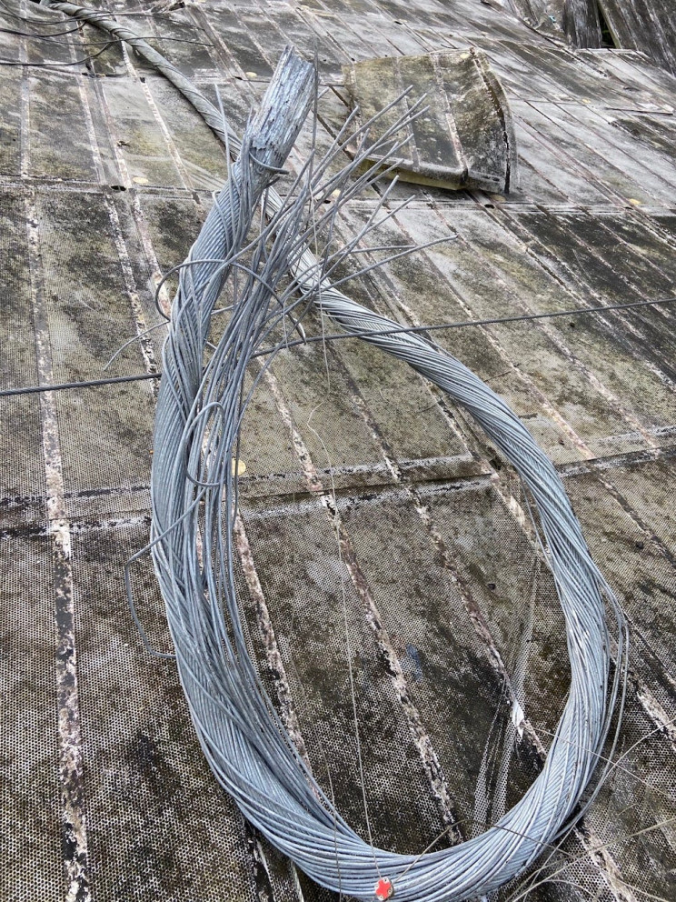 Broken Cable Smashes One of World's Largest Radio Telescopes Broken Cable Smashes One of World's Largest Radio Telescopes