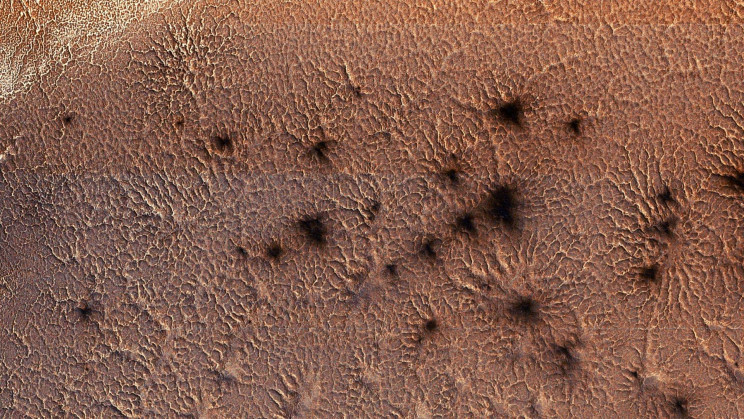 No, the Scary 'Spiders on Mars' Are Not Alien Monsters Roaming the Surface