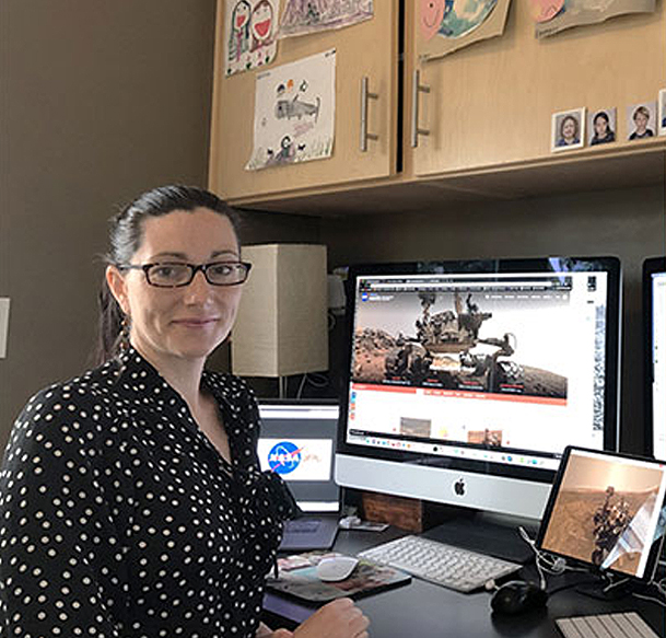 NASA Scientists Operate Mars Curiosity From Home Due to Lockdown NASA Scientists Operate Mars Curiosity From Home Due to Lockdown