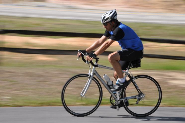 aerodynamics of cycling road