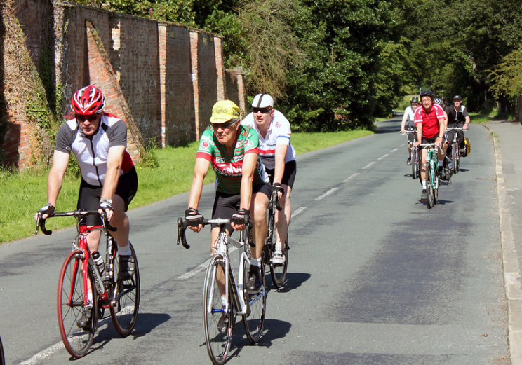 aerodynamics of cycling racing