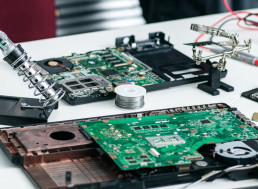 Get Inspired by These Computer Engineers' Success Stories