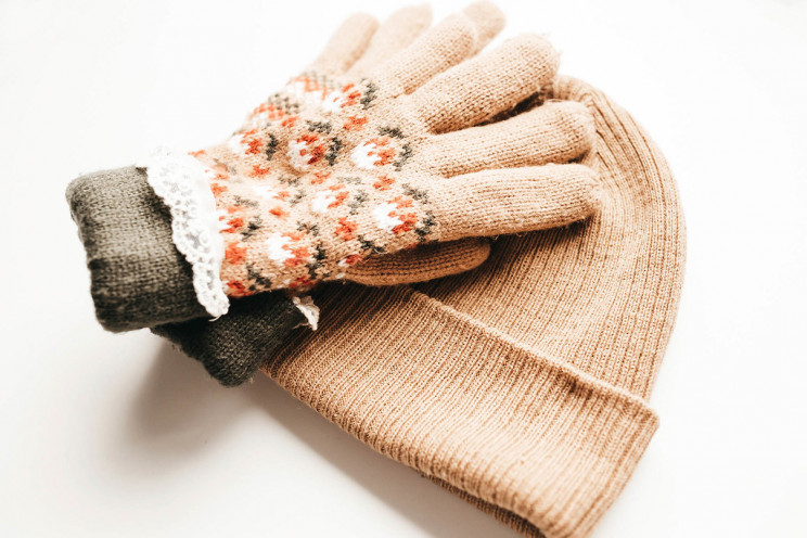 Hand-knitted Hats and Gloves Hand-knitted Hats and Gloves