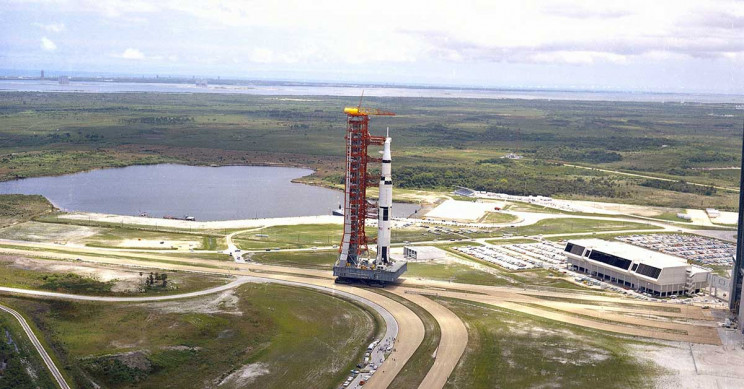 Saturn-V-Rollout Saturn V Rollout