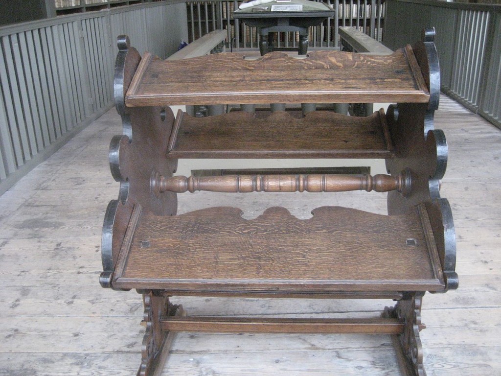 The Bookwheel Allowed 16th-Century Scholars to Read Multiple Books at One Time The Bookwheel Allowed 16th-Century Scholars to Read Multiple Books at One Time