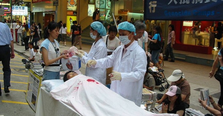 Falun-Gong-Protesting-Organ-Harvesting Falun Gong Protesting Organ Harvesting