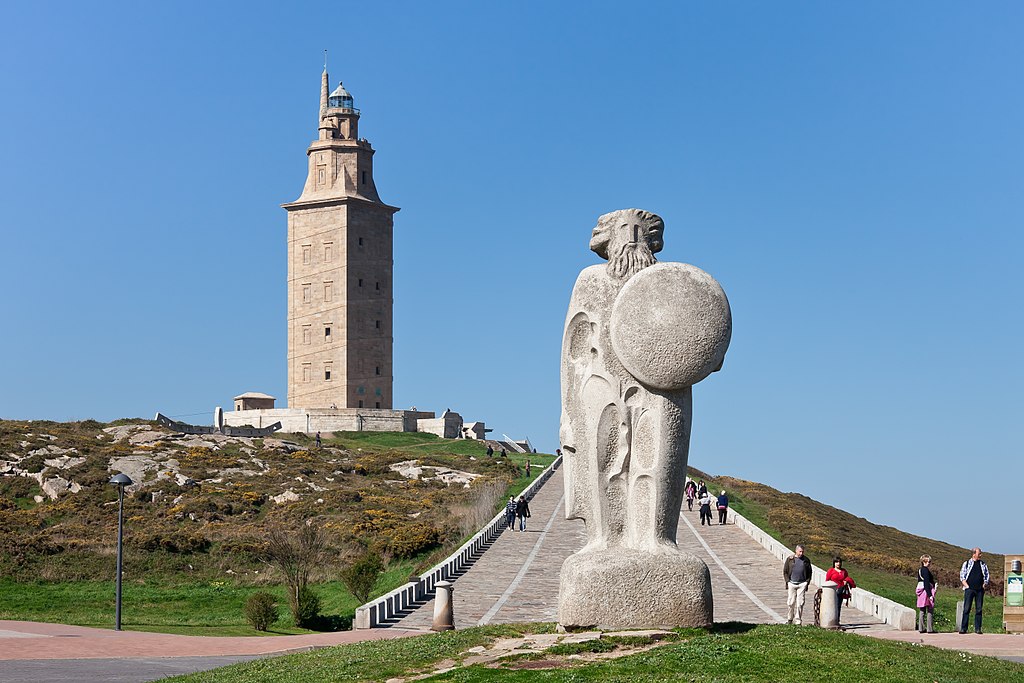 facts about lighthouses spain