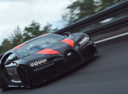 Watch a Video of Bugatti Chiron Breaking the World Speed Record