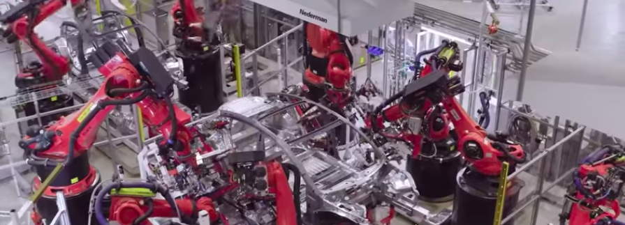Tesla's Video from Inside Its Shanghai Gigafactory Is a Peek into the Future Tesla's Video from Inside Its Shanghai Gigafactory Is a Peek into the Future