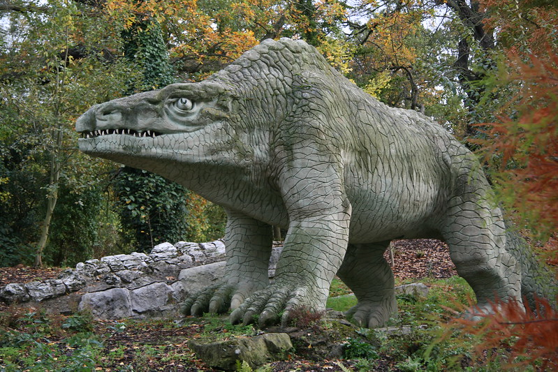 ancient dinosaur depictions
