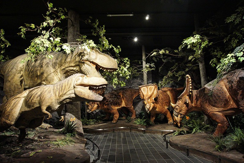 reconstructions of dinosaurs