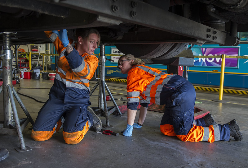 mechanical engineering apprentices