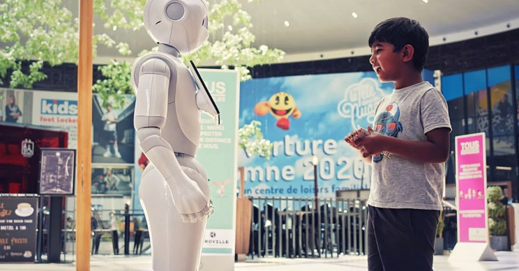 softbank-robotics-europe-pepper-child SoftBank Robotics Europe Pepper Child