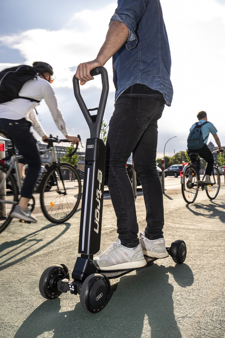 Audi's e-Scooter-Skateboard Hybrid 'Handles Like Surfing'