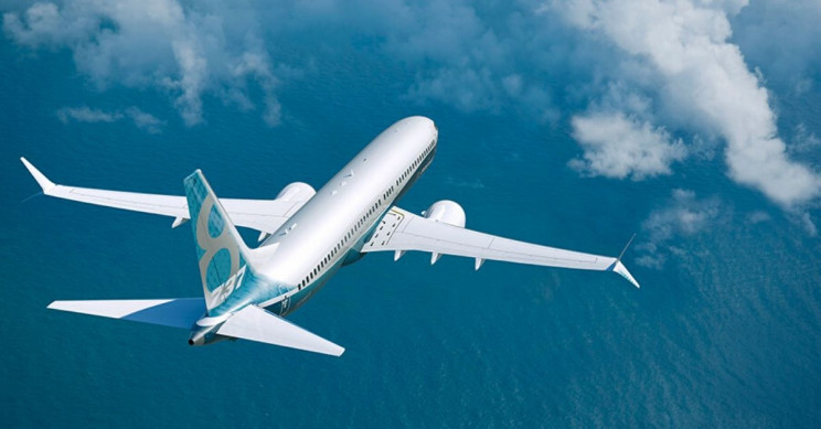 boeing 737 max in the air