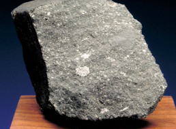 Interstellar Material Older Than Our Solar System Found in Meteorite Chunk