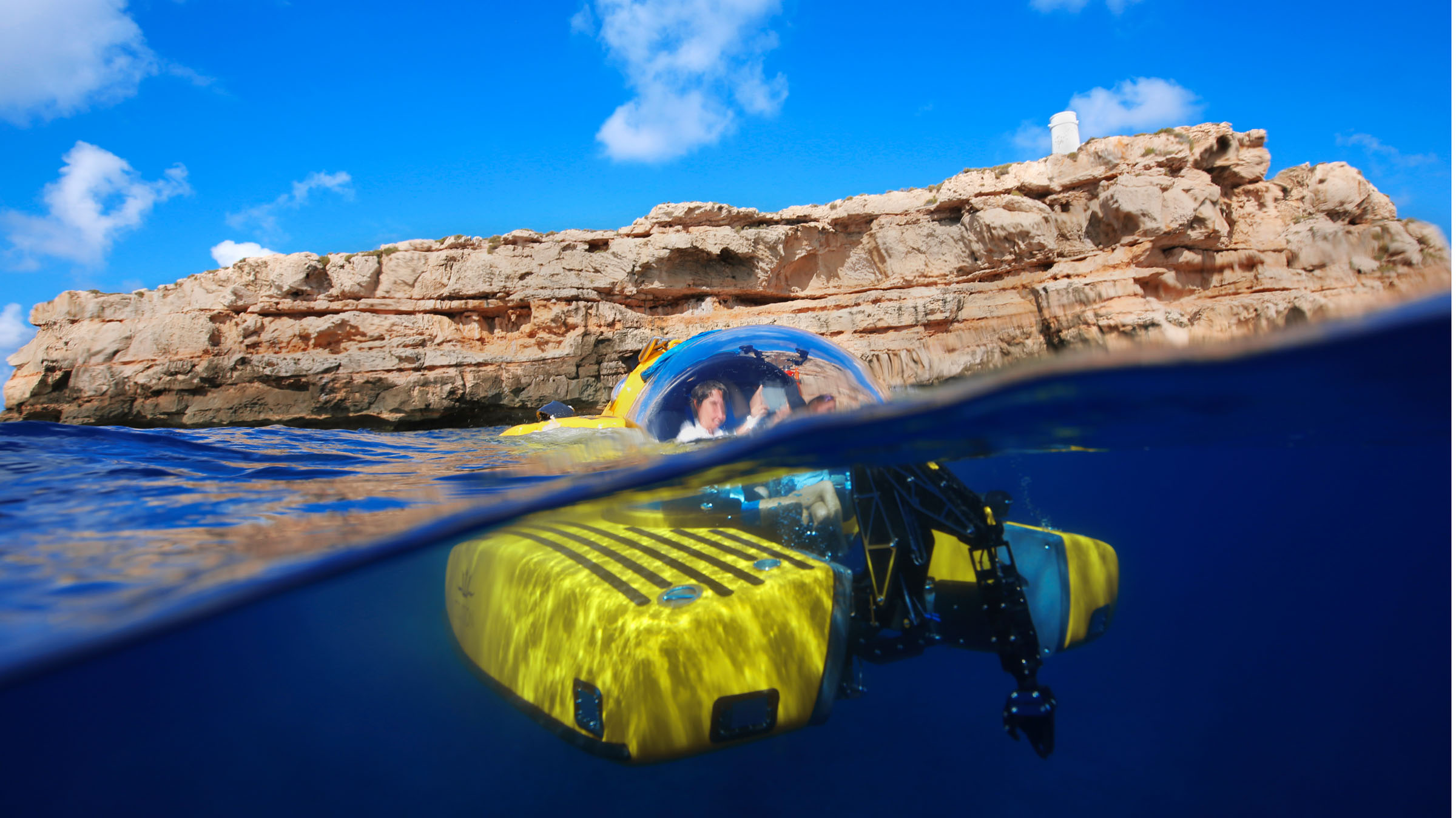 Could Luxury Submarine Trips Thrive as an Alternative to Space Tourism? Could Luxury Submarine Trips Thrive as an Alternative to Space Tourism?