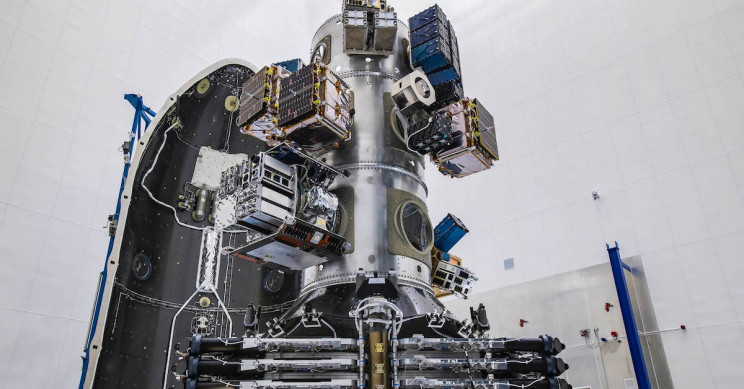 SpaceX Adds Laser Links to 10 Starlink Satellites in Polar Orbit
