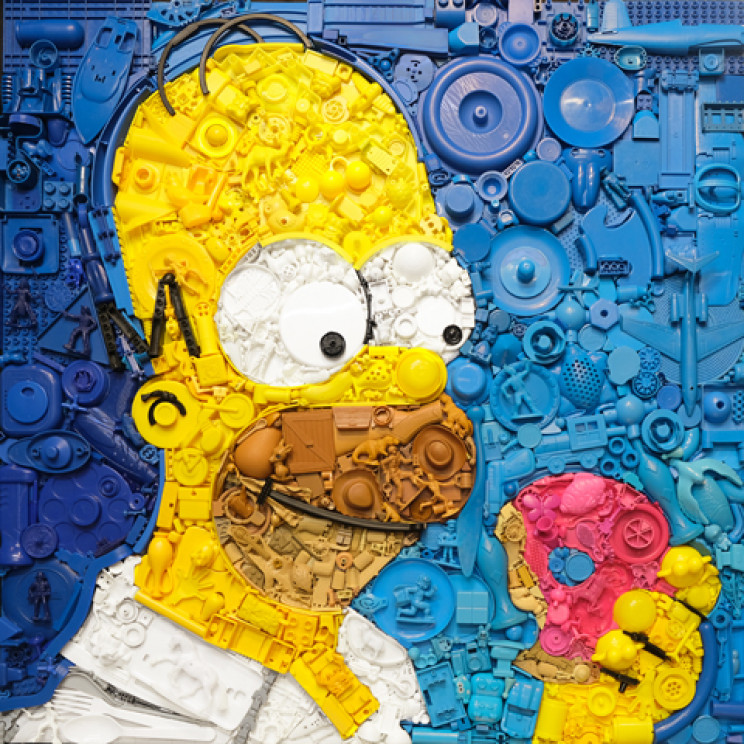 Junk Masterpieces: These Incredible "Upcycling" Artworks Are Made From Repurposed Plastic Junk Masterpieces: These Incredible "Upcycling" Artworks Are Made From Repurposed Plastic