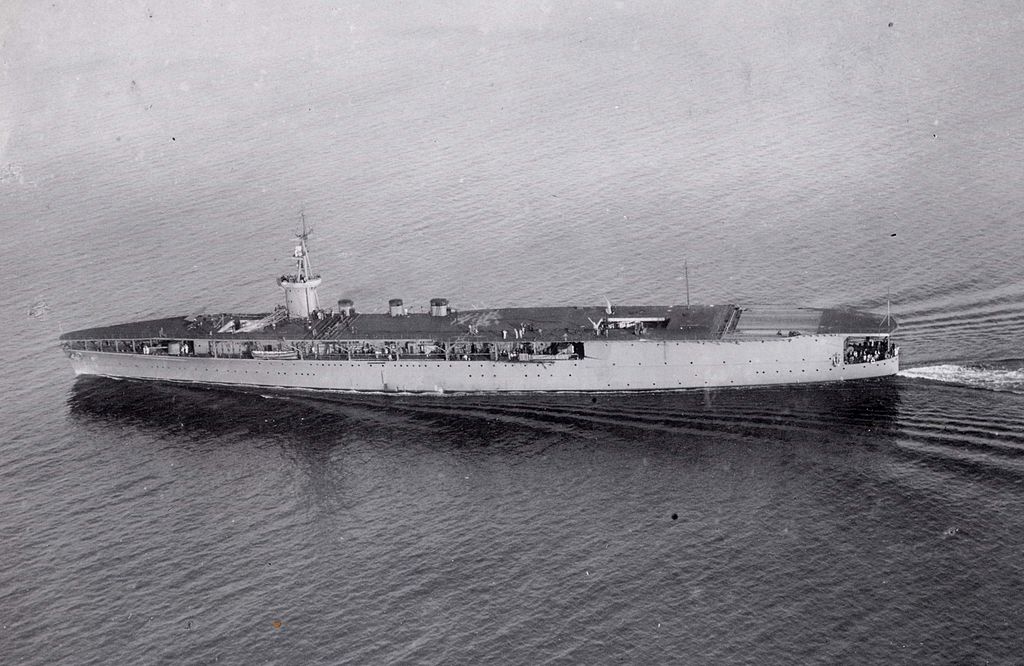 11 Iconic Historical Evolutions of Aircraft Carriers 11 Iconic Historical Evolutions of Aircraft Carriers