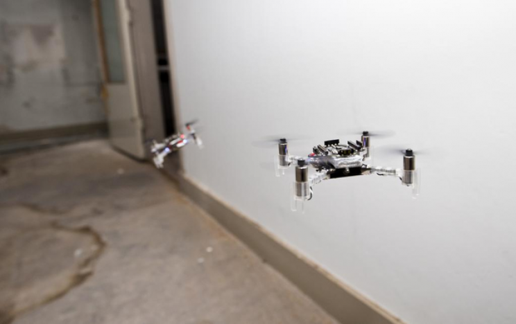 New Algorithm Allows a Swarm of Mini Drones to Fly Together New Algorithm Allows a Swarm of Mini Drones to Fly Together