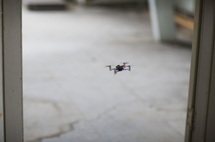 New Algorithm Allows a Swarm of Mini Drones to Fly Together New Algorithm Allows a Swarm of Mini Drones to Fly Together
