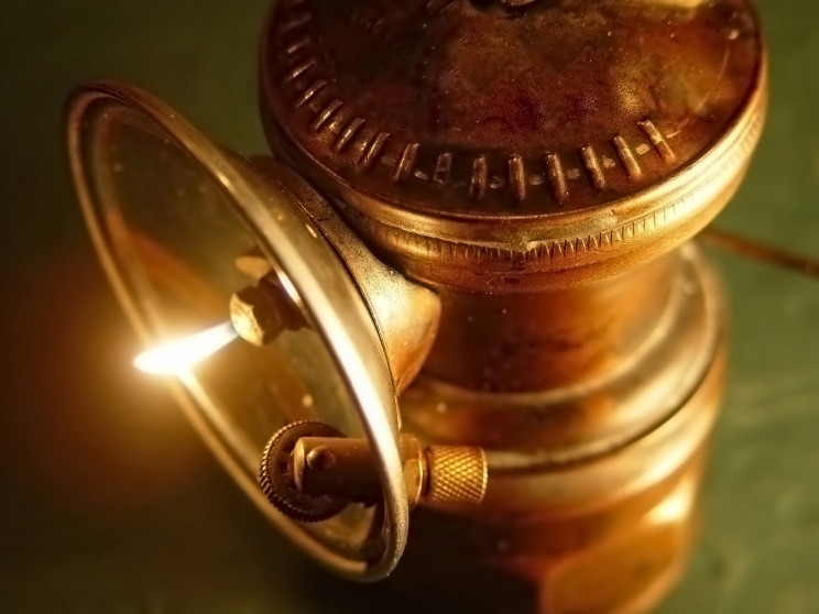 OK Boomer: Can You Guess What These 5 Old Technologies Are Used For?