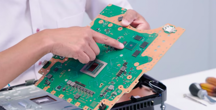 A Close Look at the PS5: Breaking Down the Console to See Every Inch of It A Close Look at the PS5: Breaking Down the Console to See Every Inch of It