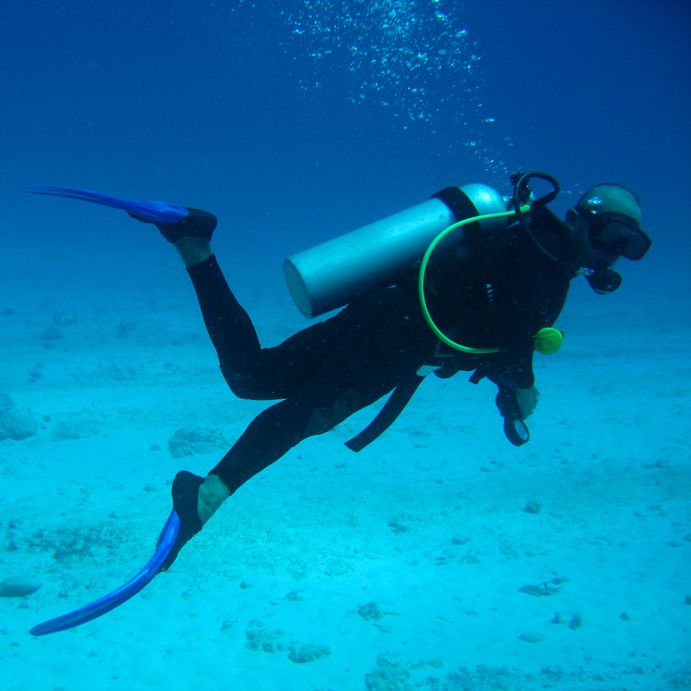 evolution of diving suit SCUBA